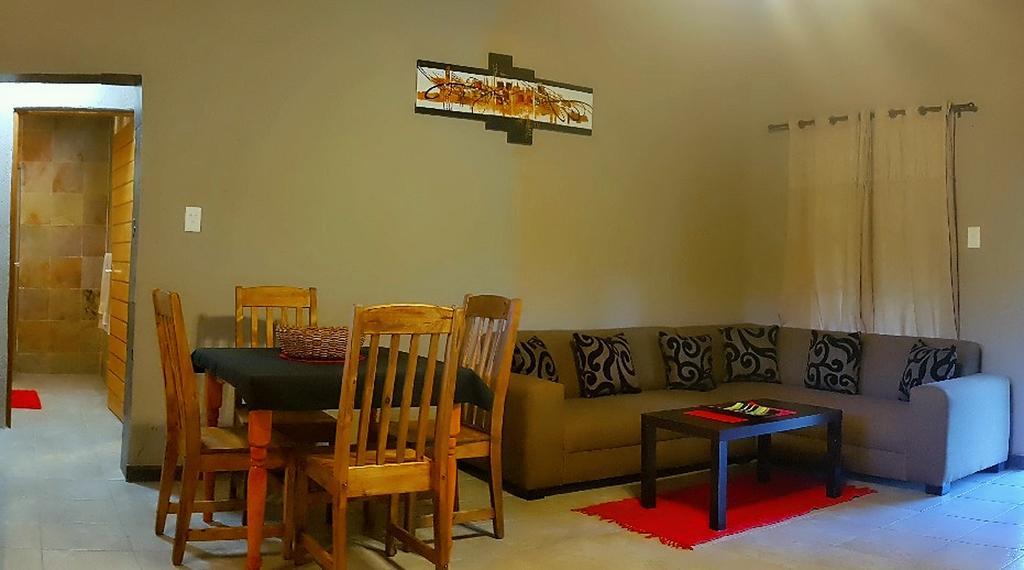 Kwambali Riverside Lodge Hazyview Eksteriør billede