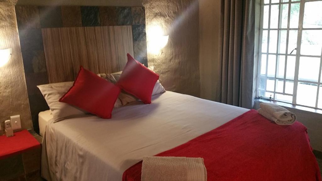 Kwambali Riverside Lodge Hazyview Eksteriør billede